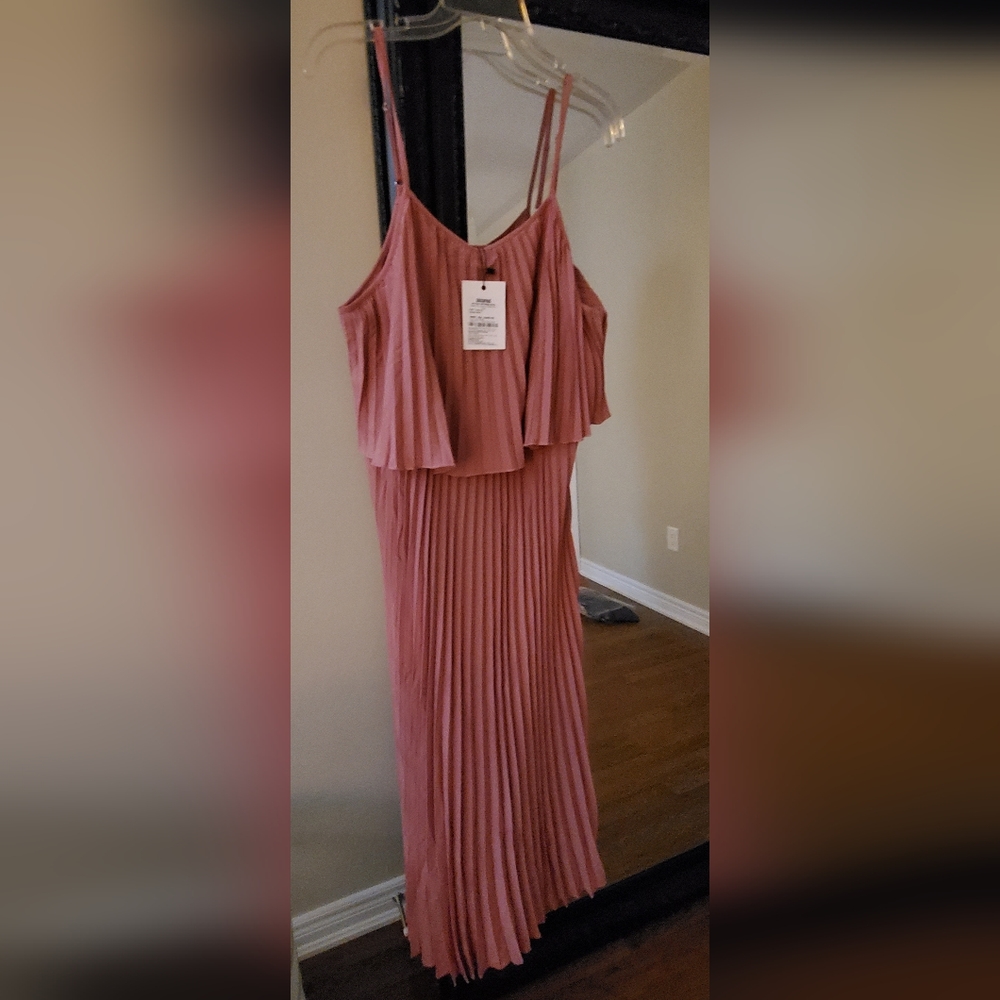 Dusty pink gorgeous crepe maxi accordion dress